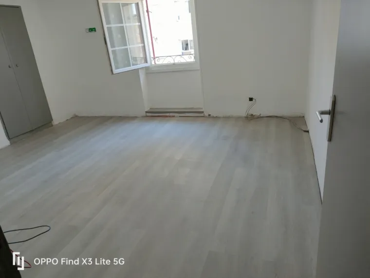 Pose de parquet flottant PVC à Bollène, Pierrelatte, EURL Fontenelle